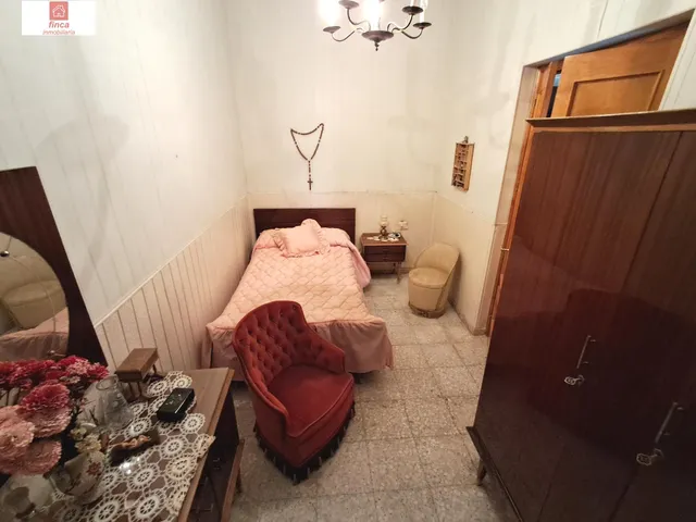 Venta Puebla de la Calzada zona centro vivienda de planta baja de esquina con garaje — 8