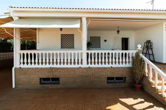MAGNIFICO CHALET EN LA PUNTA DE LOS INGLESES CON 8 habitacio