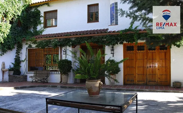 Exclusiva Casa Rústica de Lujo en Baza (Granada) - foto 3