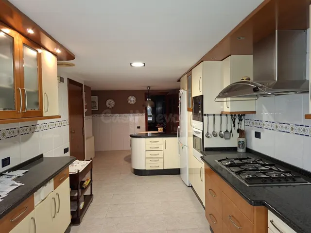 Exclusividad y Amplitud en el Corazón de Castellón - foto 2