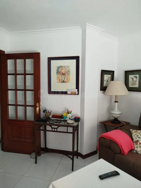 SE ALQUiLA APARTAMENTO EN SANXENXO CON DOS PLAZAS DE GARAJE - foto 5