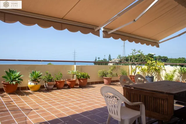 PRECIOSO CHALET PAREADO JUNTO AL MAR — 20