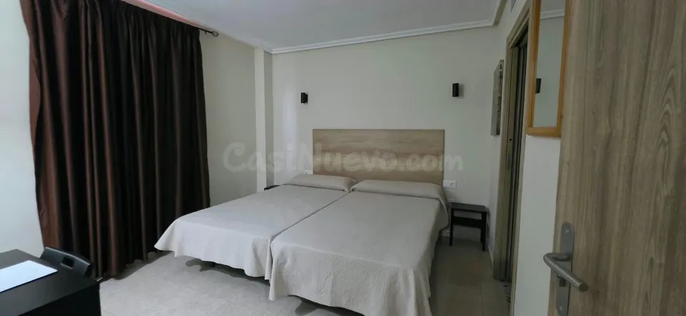 Hotel de 2 estrellas reformado en La Marina de Elche, zona Guardamar