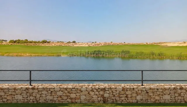 Bungalows de nueva construcción en Condado de Alhama Golf Re - foto 2