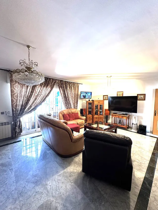 Chalet 5 habitaciones 312m² en venta - Marbella - foto 4