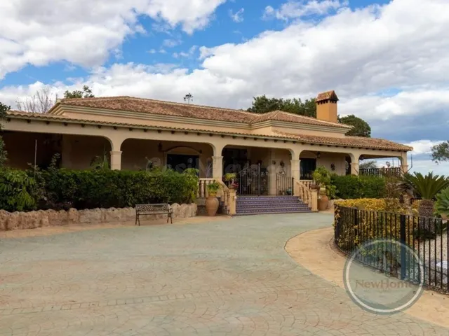 Casa 5 habitaciones 450m² en venta - Valverde