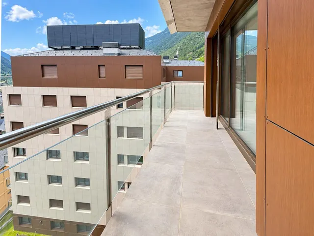 Piso de obra nueva de 3 habitaciones con entrega inmediata — 3