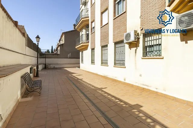 Piso con garaje y trastero — 20