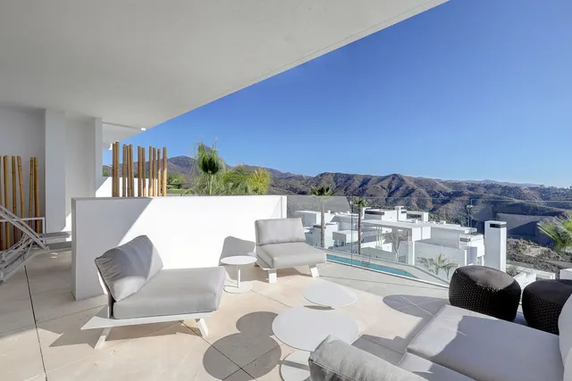 Apartamento 2 habitaciones 94m² en venta - Ojen pueblo — 3
