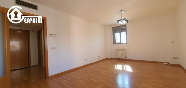 Gespain actividades inmobiliarias ofrece vivienda en venta en zona av. de los poblados — 25