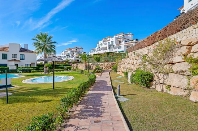 Apartamento 1 habitación 87m² en venta - Sierra cortina — 36