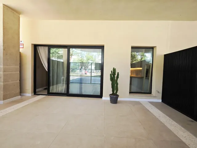 Apartamento en Fuengirola de 2 dormitorios, 2 baños junto al mar en doña sofía — 32