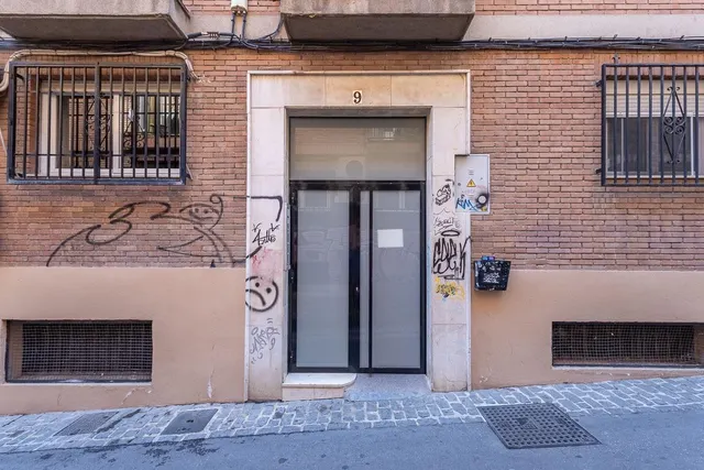 Piso reformado junto a triunfo — 21