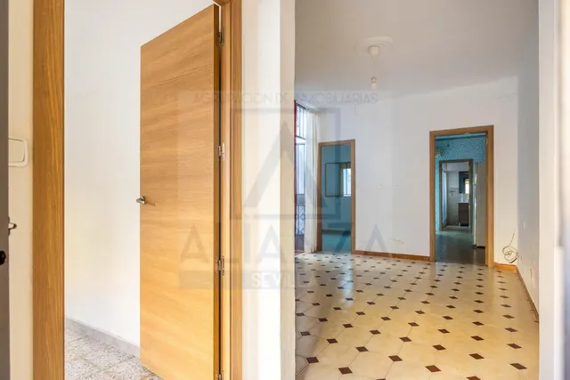 Venta de Casa en el centro en Camas (sevilla) - foto 3