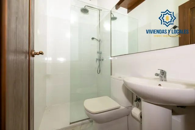 Barrio del Realejo. Precioso apartamento de un dormitorio y un baño junto al Campo del Príncipe. — 14