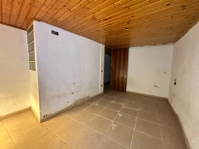 SE VENDE CASA ADOSADA EN BERGA — 46