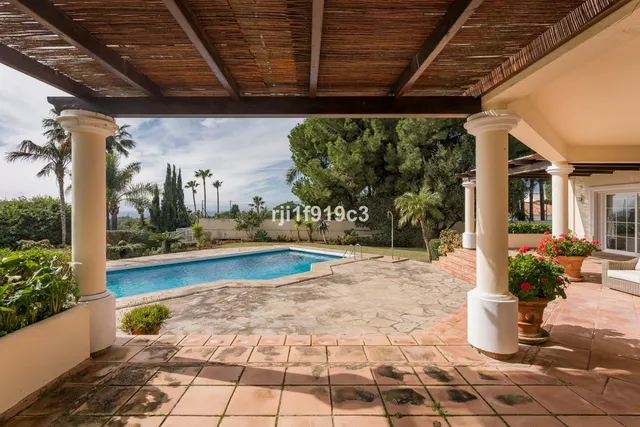 Chalet 4 habitaciones 571m² en venta - Marbella — 18