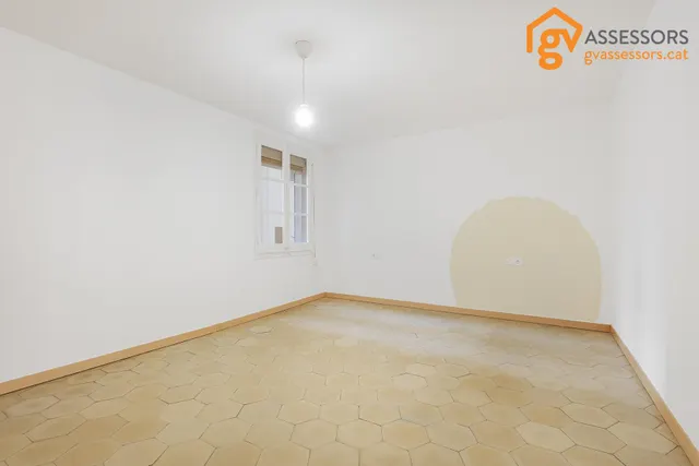EXCLUSIVO PISO DE 133M2 CON 5 habitaciones — 12