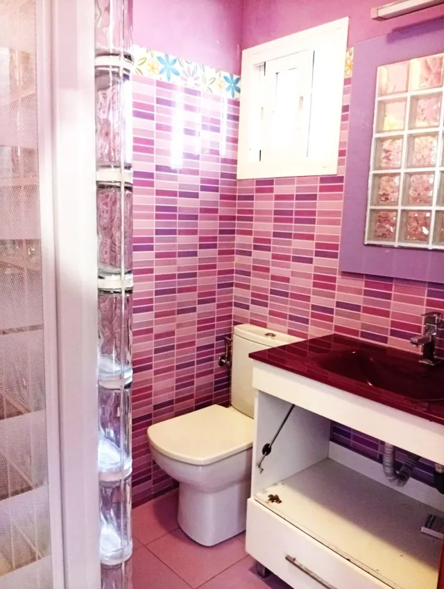 Casa adosada en esquina de 4 dormitorios, muy luminosa, con jardín privado y amplia terraza, cerca de Fuengirola — 18