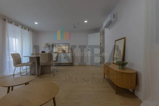 PISO TOTALMENTE REFORMADO EN EL CASCO ANTIGUO, JUNTO A PUERTA PALMAS — 5