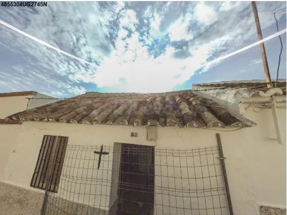 ENCANTADORA CASA DE PUEBLO EN UN EMPLAZAMIENTO CENTRICO E IN