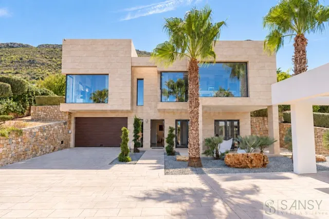 Villa de Lujo con Piscina Climatizada en Jávea - 4 Habitacio - foto 3