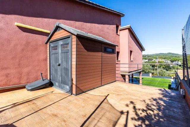 Casa con piscina, espacio y calidad en can font - ca n'avellaneda — 14