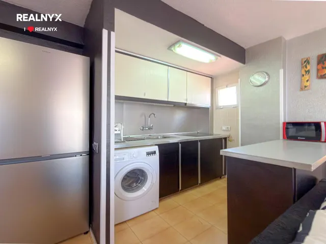 La Veleta! Exclusivo ático reformado con encanto + Amplia terraza con vistas maravillosas al mar (200 m de la playa) — 10