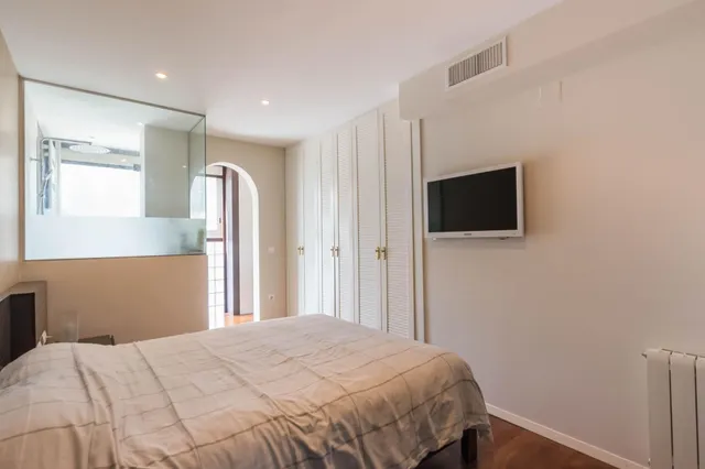 Amplia y Elegante Vivienda con Excelentes Acabados — 13