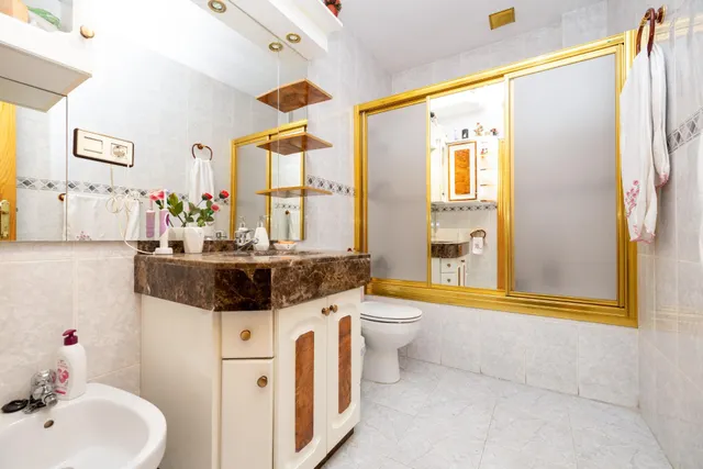 Exclusiva vivienda con gran terraza y múltiples posibilidades frente a Plaza José Zamora en Maracena. — 23