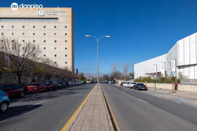 Apartamento tipo loft con garaje incluido y piscina en zona Parque Lagos — 40