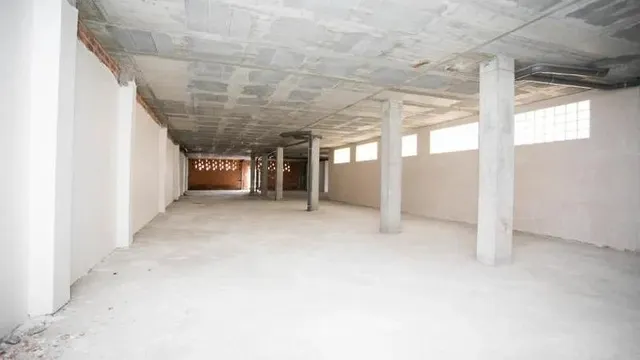 Local comercial sin estrenar. — 6