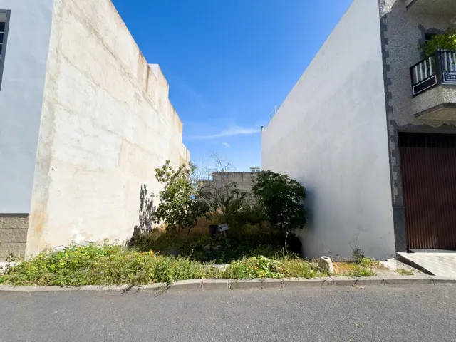 VENTA DE TERRENO URBANO, EN ICOD DE LOS VINOS. — 3