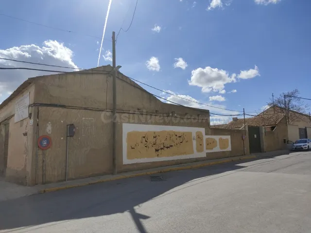 SOLAR DE 2.000 M2 EN ALPERA CON EXCELENTE UBIACION, REPARCEL - foto 2