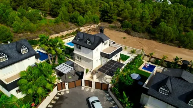 Villa 3 habitaciones 145m² en venta - Pla de cantal - foto 2