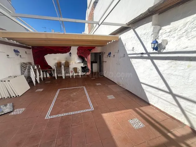 ALQUILER DE ALMACEN EN CENTRO DE ESTEPONA - foto 3