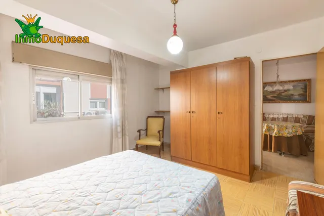 Piso de 3 dormitorios en calle Arabial — 19