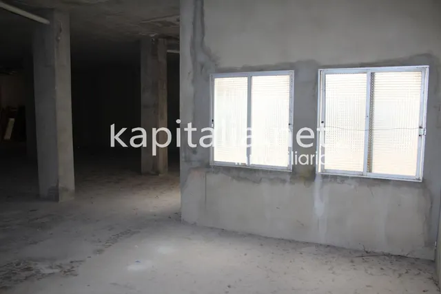 Local comercial en alquiler cerca de universidad — 8
