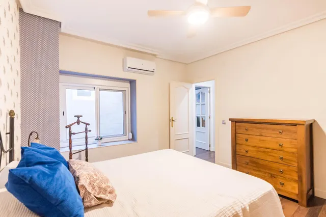 Casa con garaje de 106 m2, buhardilla y 3 plantas en el centro de molina — 22