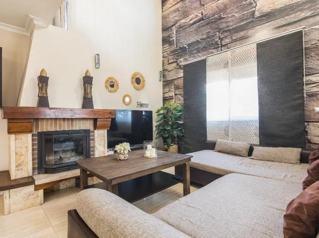 Casa chalet en valeverde — 44