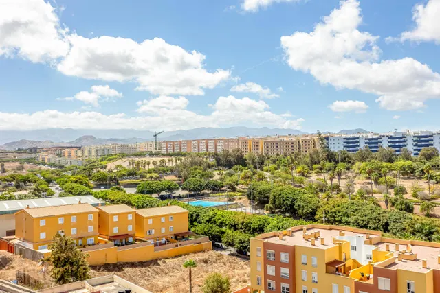 Ático de 3 dormitorios con 2 terrazas y vistas al Parque Juan Pablo II – 7 Palmas — 15