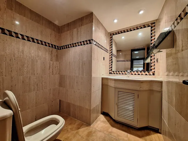 Oficina 8 habitaciones 307m² en venta - Marbella — 12