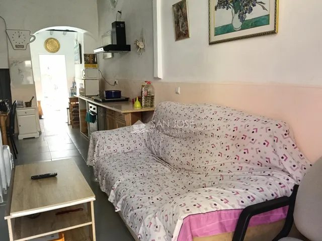 Se vende encantadora casa semi reformada en el corazón de Aspe — 6