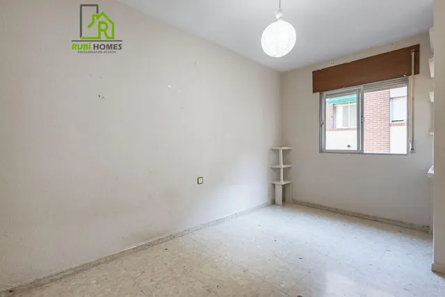 Espacio, luz y comodidad en una vivienda con grandes posibilidades en zona Alcampo — 15