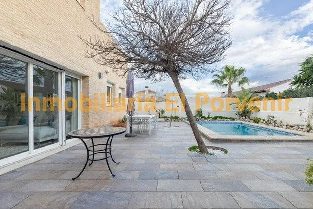 Chalet 4 habitaciones 227m² en venta - El Vedat