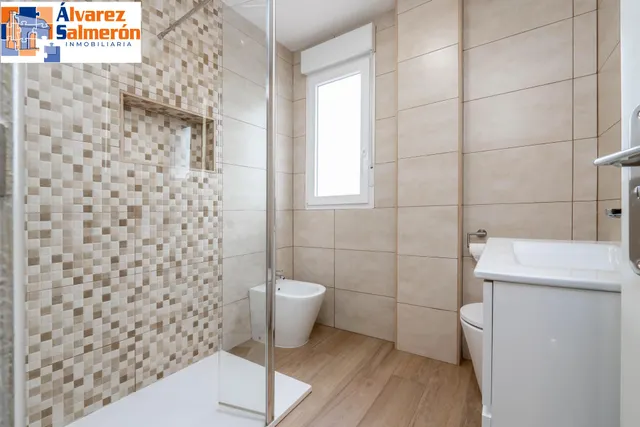 Encantadora Casa Reformada en Ogijares con Vistas y Espacios para Disfrutar — 29