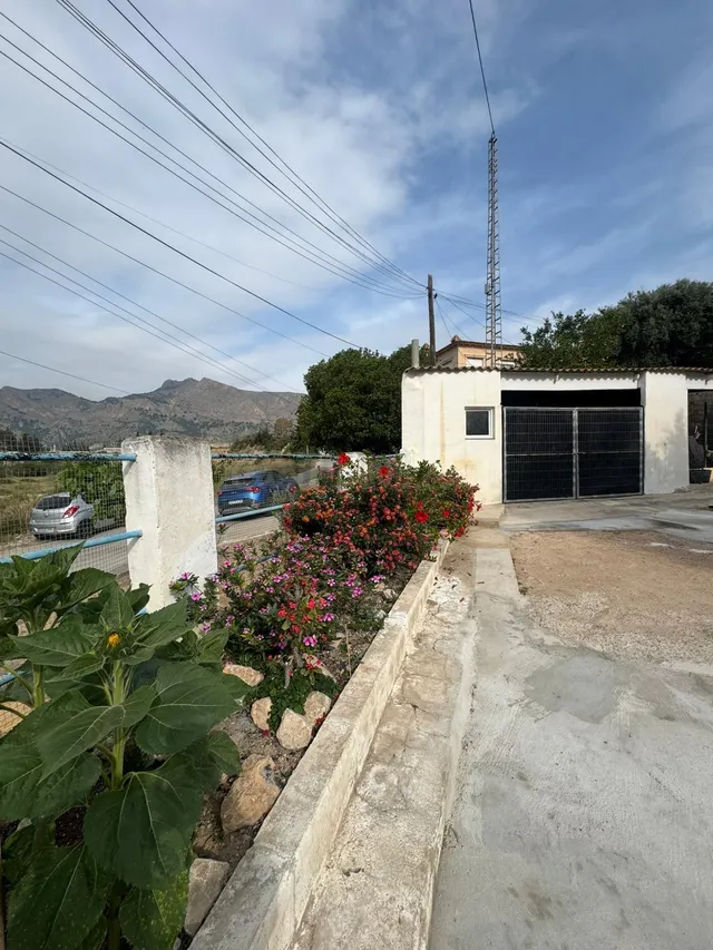 CONJUNTO DE construcciones DENTRO DE UNA MISMA PARCELA DE MÁ - foto 5