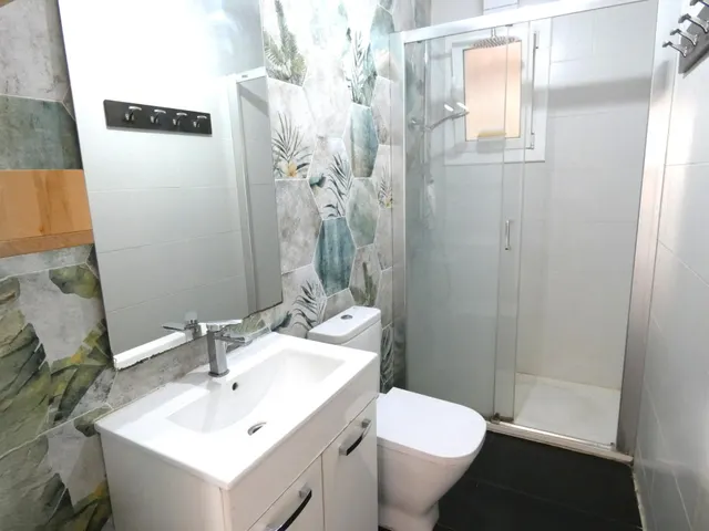 Espectacular ático a 3 vientos con 140 m2 de terrazas privadas y vistas a toda Barcelona — 27