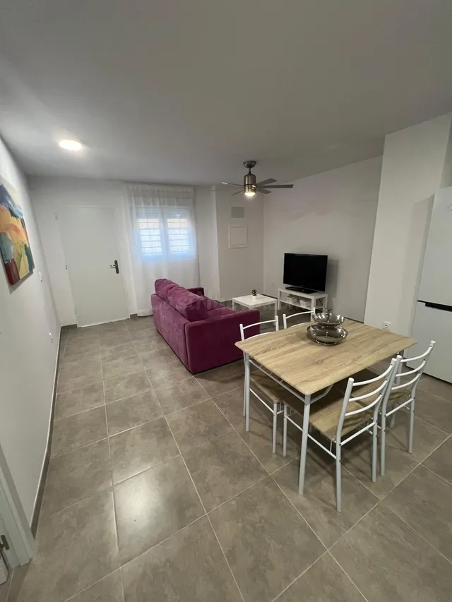 CASA EN ALQUILER EN GUADALUPE CON PATIO PRIVADO! - foto 4