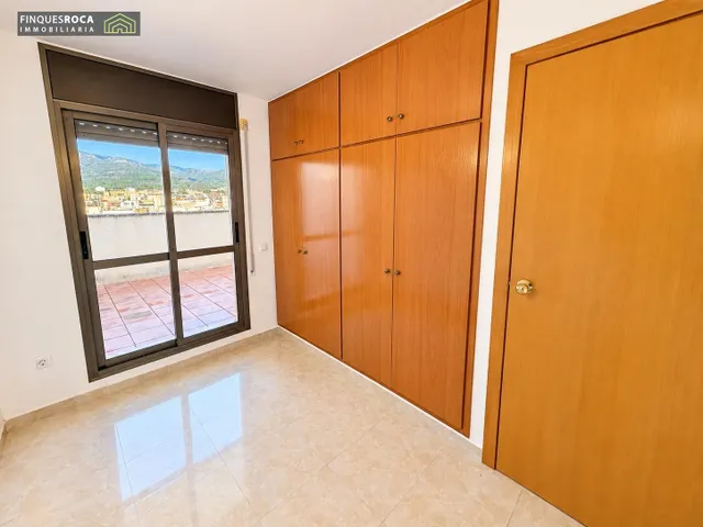 Exclusivo ático esquinero con 121 m2 de terraza y vistas al mar en la ràpita — 25